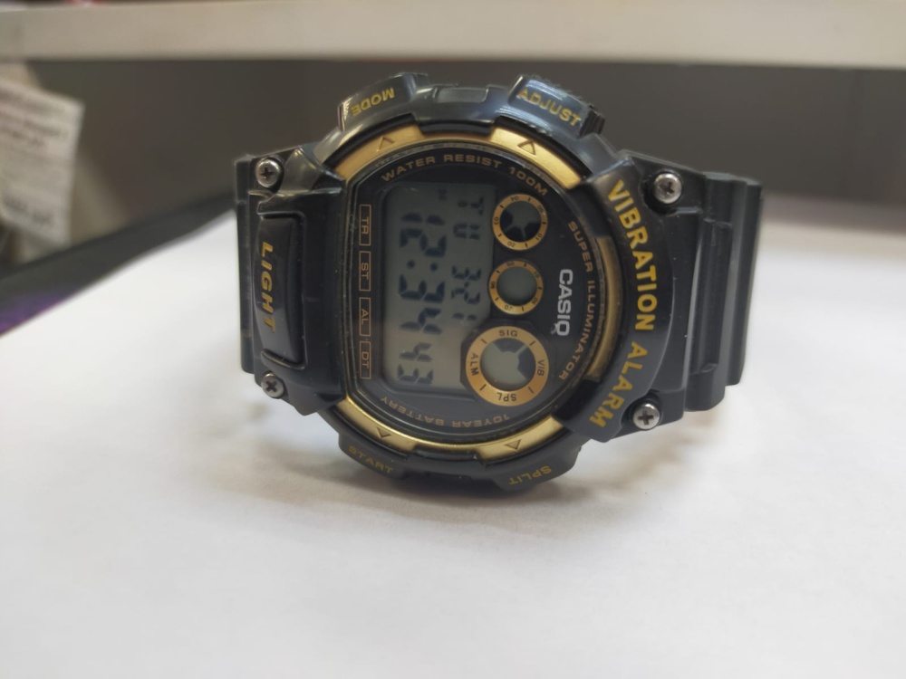Часы Casio w735h