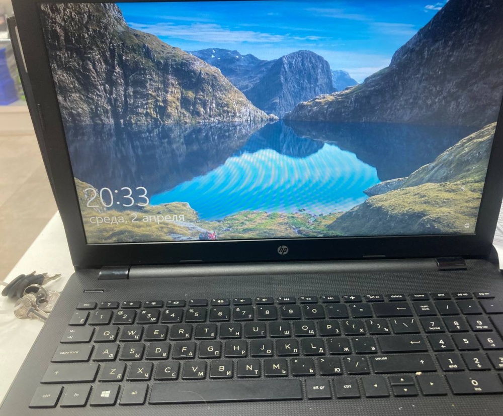 Ноутбук HP 15-rb047ur