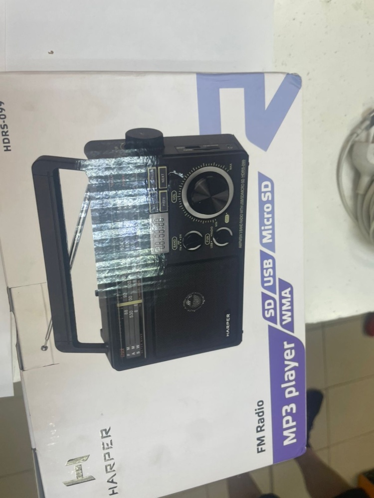 Радиоприемник FM RADIO