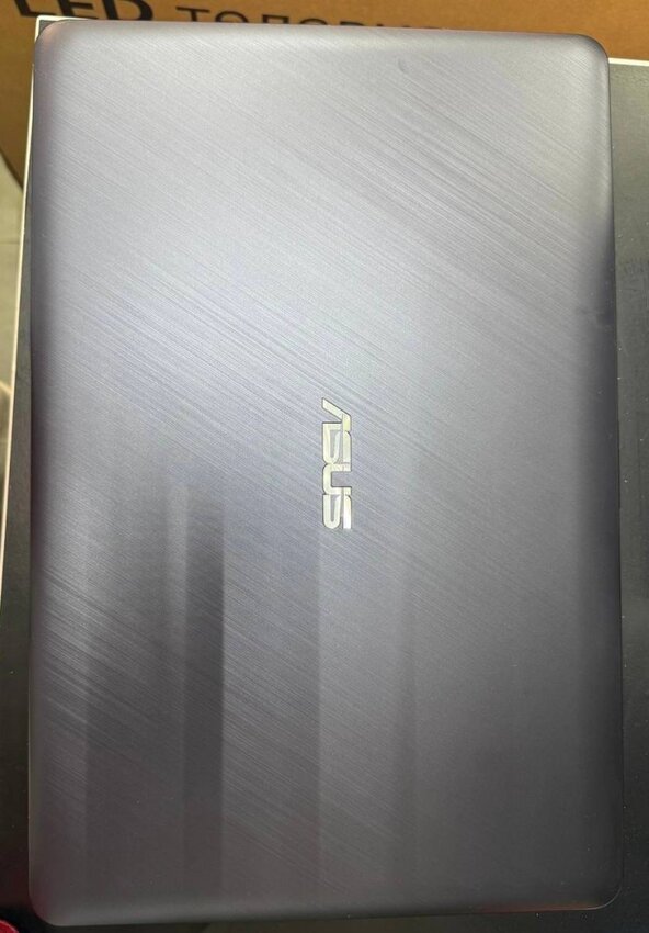 Ноутбук ASUS VivoBook X540UBR