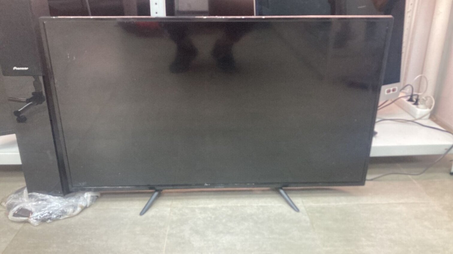 Телевизор др марка aceline 40FEN1